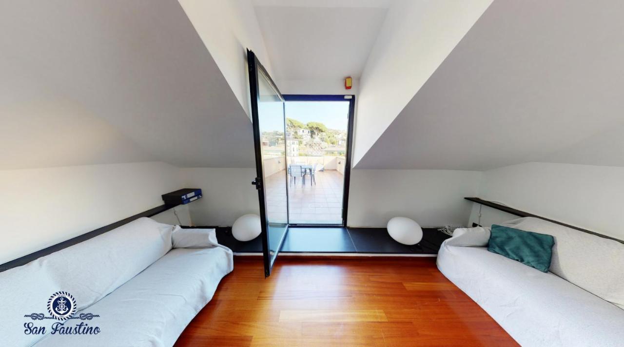 Welcome Riviera - Attico San Faustino 165 Mq Piu 110 Mq Di Terrazza- In Villa 700 ,Vista Mare Strepitosa-100 M Dalla Spiaggia-Parking Esclusivo Рапало Екстериор снимка